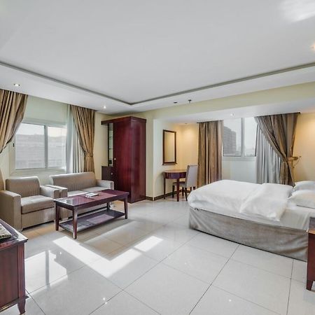 Al Salam Hotel Ar Riyad Esterno foto