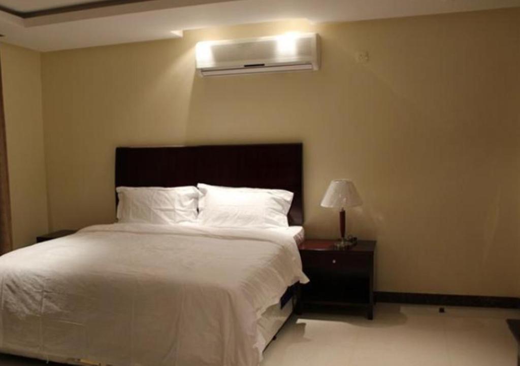 Al Salam Hotel Ar Riyad Esterno foto