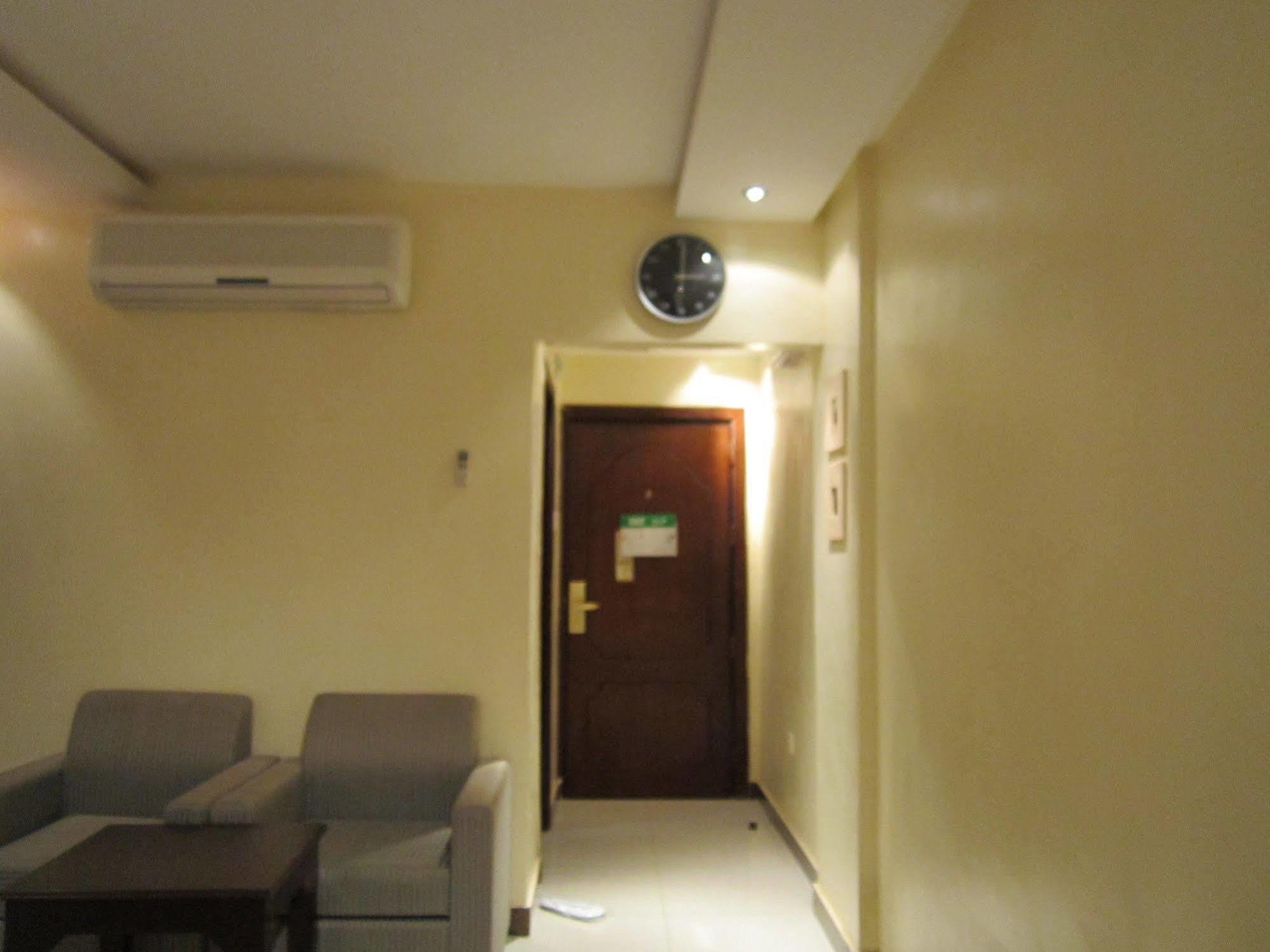 Al Salam Hotel Ar Riyad Esterno foto