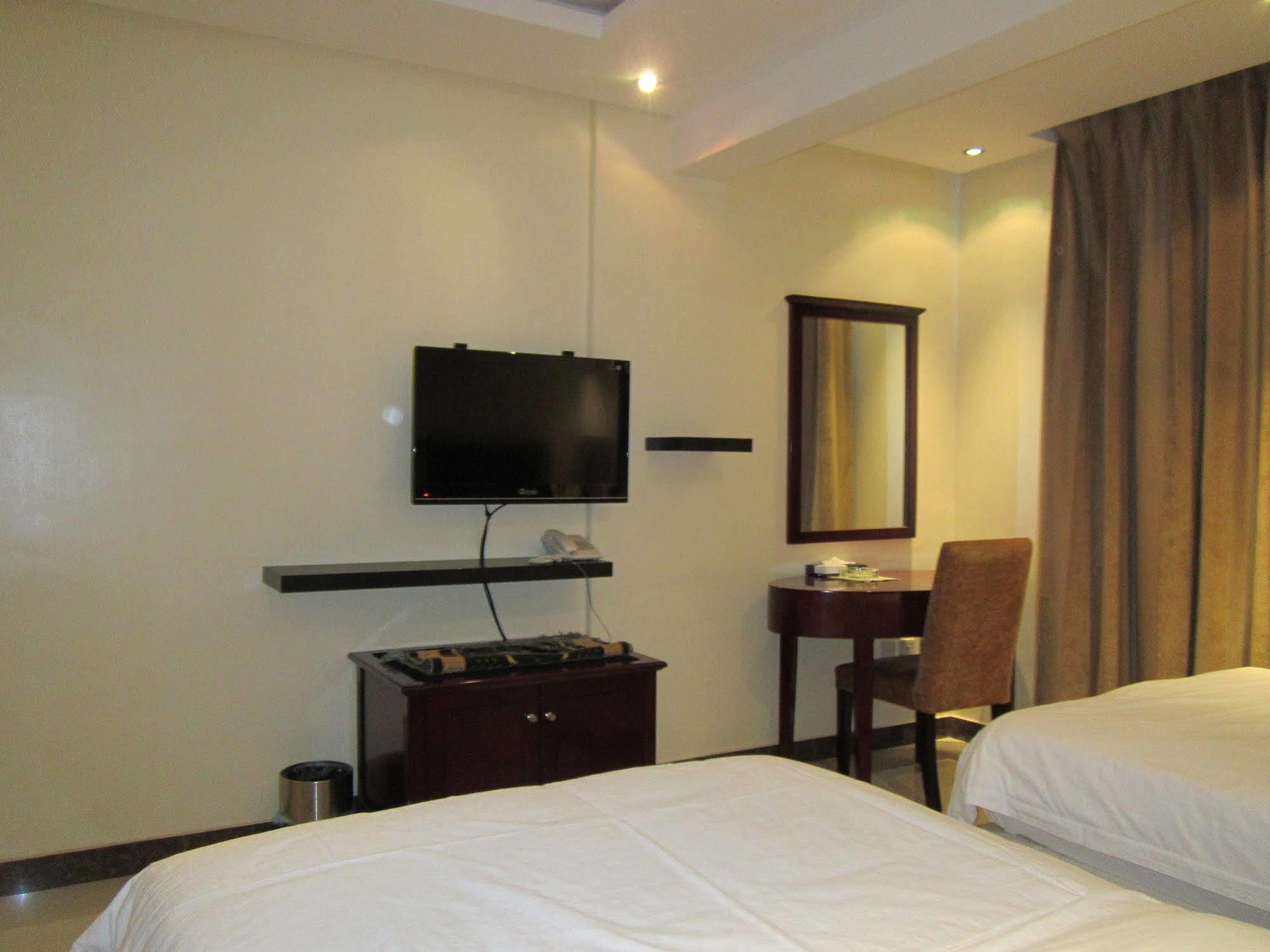 Al Salam Hotel Ar Riyad Esterno foto