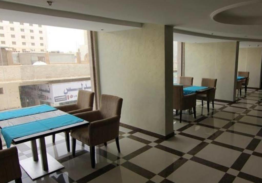 Al Salam Hotel Ar Riyad Esterno foto