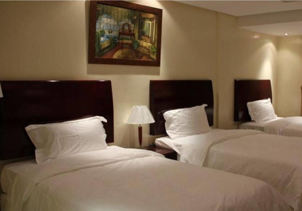 Al Salam Hotel Ar Riyad Esterno foto