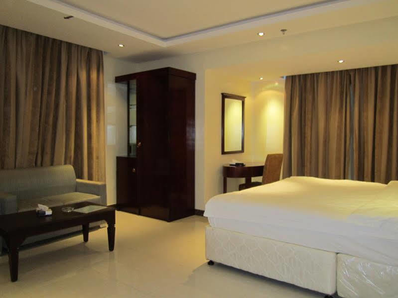 Al Salam Hotel Ar Riyad Esterno foto